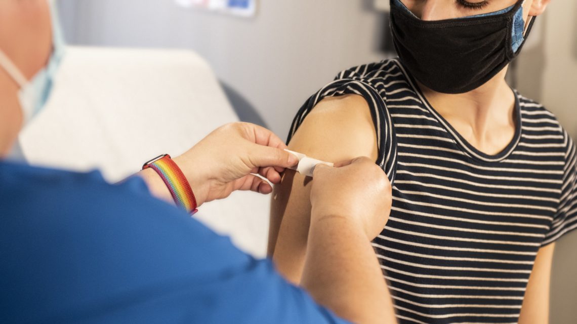 Astrazeneca vaccin moins de 56 ans belgique covid coronavirus Vaxzevria patients pandémie crise sanitaire