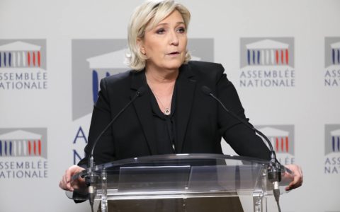 Marine Le Pen quitte la présidence du parti RN pour la présidentielle de 2022
