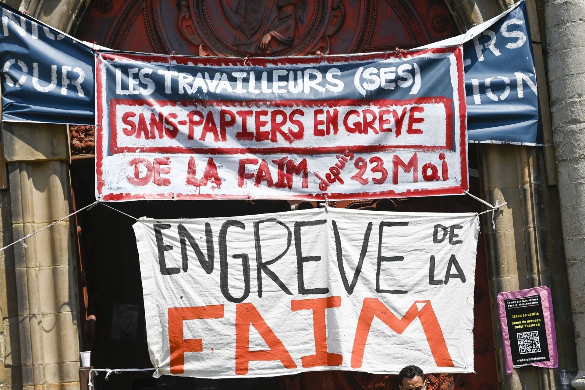 Grève de la faim des sans papiers à l'église du Béguinage - Photo : Jean Lemaitre.