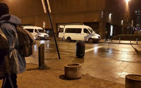 Dispositif policier Bruxelles - photo : Campagne Stop Répression
