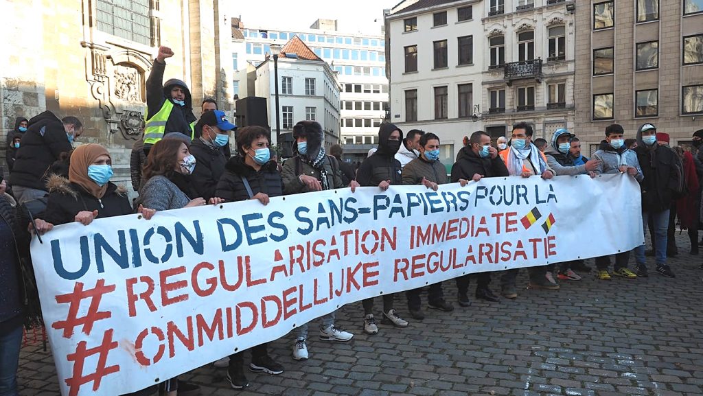 Occupation politique de l'USPR à l'église du Béguinage.