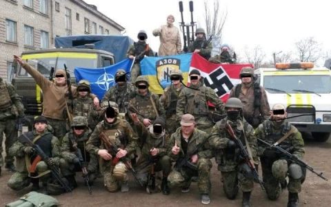 Le bataillon Azov, ouvertement néonazi, intégré à l’armée nationale ukrainienne.